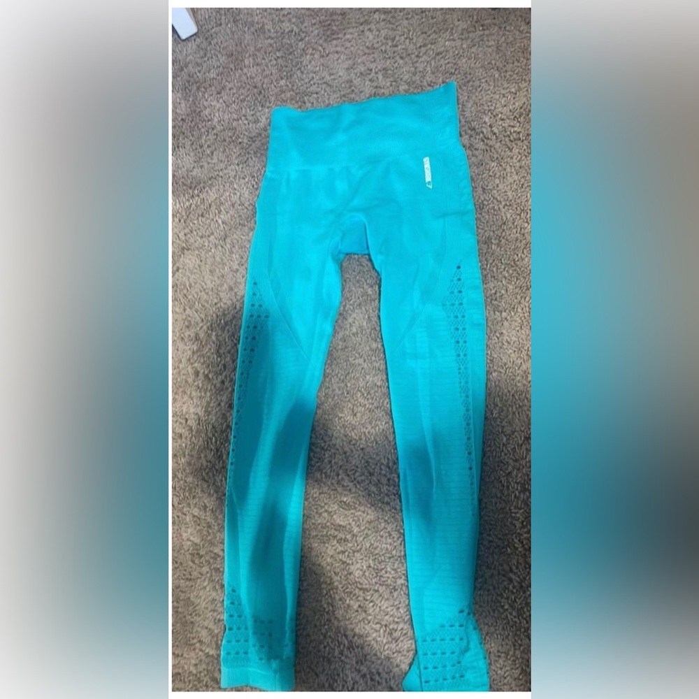 Gymshark leggings worn once!! Squat proof. Beautiful color very comfy fit.